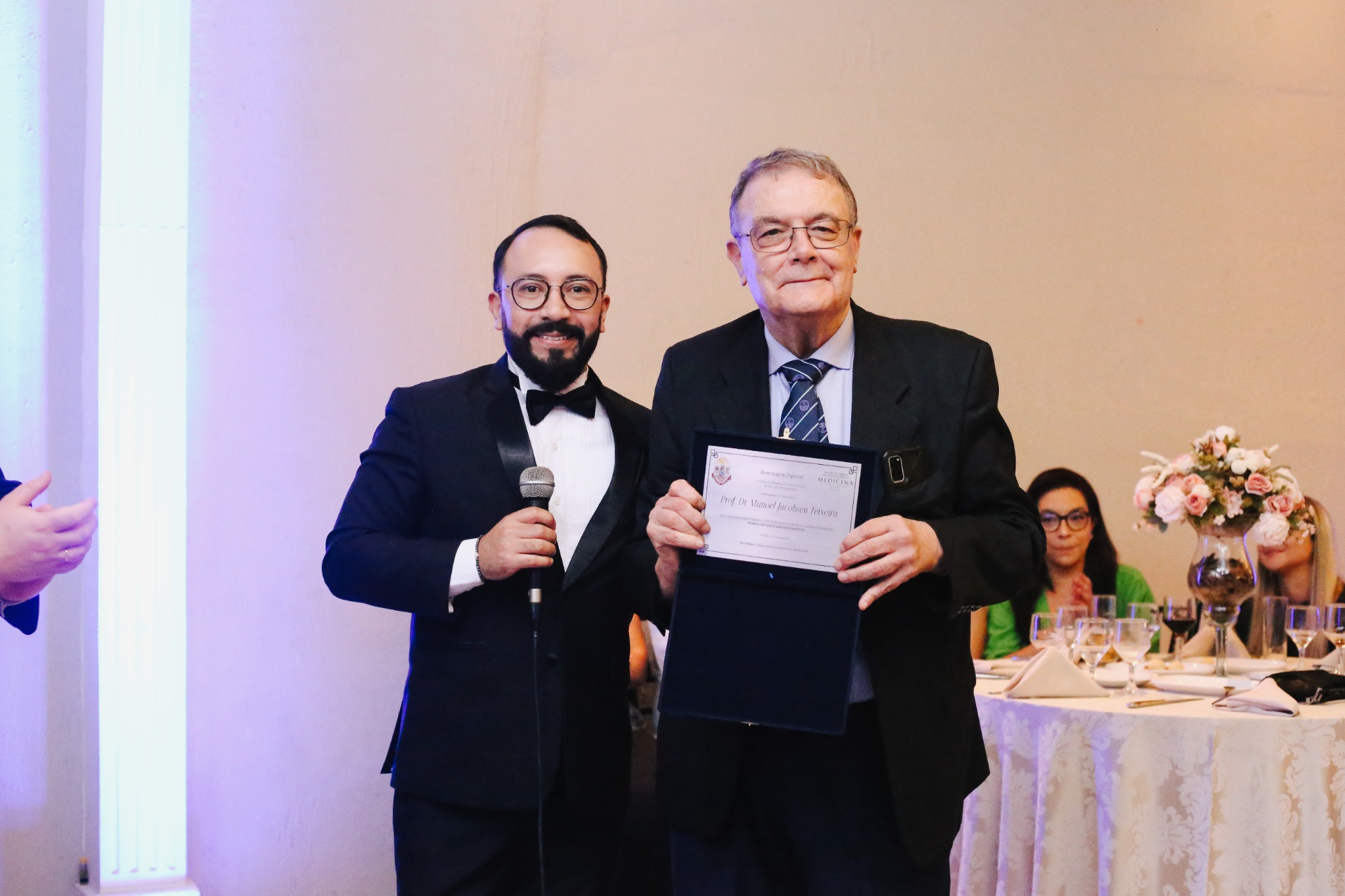 Dr. Josimar con el Prof. Dr. Manoel Jacobsen Teixeira